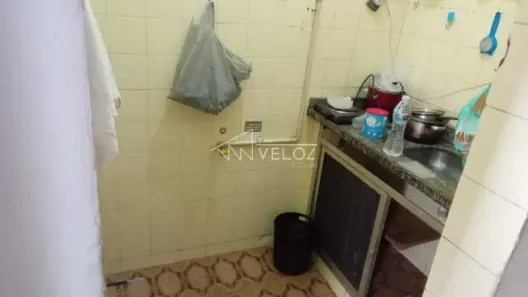 Kitnet à venda, 28m² no Centro, Rio de Janeiro