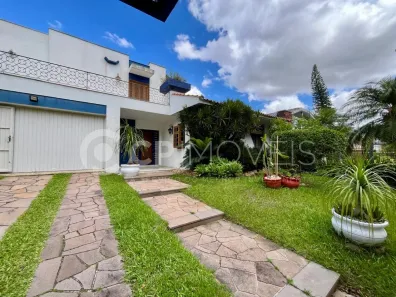 Casa com 4 Quartos à venda, 300m² no Jardim Lindóia, Porto Alegre