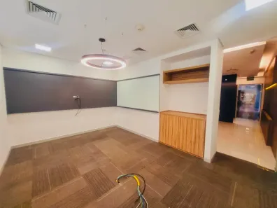 Sala Comercial para alugar, 100m² no Vila Olímpia, São Paulo
