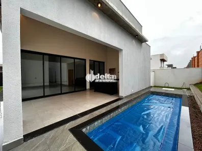 Casa de Condomínio com 3 Quartos à venda, 247m² no Granja Marileusa, Uberlândia