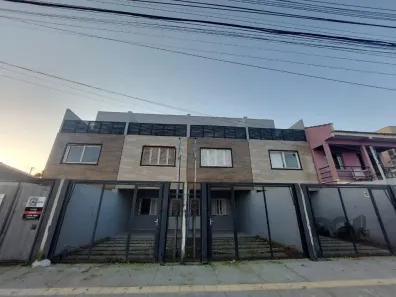 Sobrado com 3 Quartos à venda, 160m² no Vila Nova, Porto Alegre