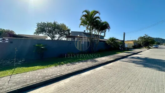 Sobrado com 5 Quartos à venda, 160m² no Guaratuba, Guaratuba