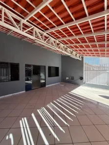 Casa com 3 Quartos para alugar, 100m² no Setor Central, Brasília