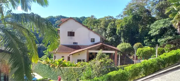 Casa de Condomínio com 4 Quartos à venda, 428m² no Caraguatá, Mairiporã