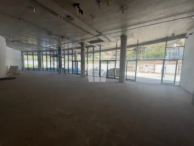 Ponto Comercial para alugar, 940m² no Santa Lúcia, Belo Horizonte