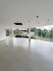 Ponto Comercial à venda, 235m² no Santa Lúcia, Belo Horizonte