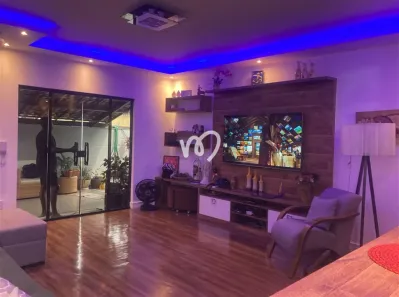 Casa de Condomínio com 3 Quartos à venda, 160m² no Praça Seca, Rio de Janeiro