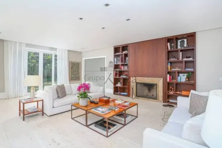 Sobrado com 5 Quartos à venda, 1057m² no Cidade Jardim, São Paulo