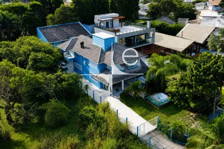 Casa com 5 Quartos para alugar, 220m² no Barra da Lagoa, Florianópolis