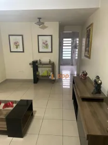 Sobrado com 2 Quartos à venda, 200m² no Vila Vitório Mazzei, São Paulo