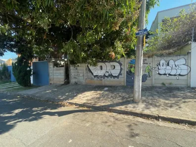 Lote/Terreno à venda, 360m² no Vila Brandina, Campinas