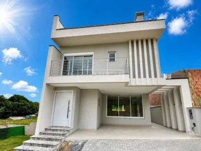 Sobrado com 3 Quartos à venda, 213m² no Pilarzinho, Curitiba