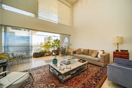 Apartamento com 4 Quartos para venda ou aluguel, 222m² no Sumaré, São Paulo