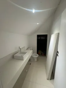 Casa de Condomínio com 5 Quartos para alugar, 300m² no Recreio dos Bandeirantes, Rio de Janeiro