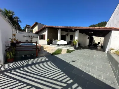 Casa com 4 Quartos à venda, 200m² no Toninhas, Ubatuba