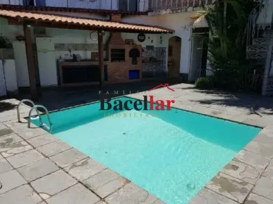 Casa com 4 Quartos à venda, 337m² no Grajaú, Rio de Janeiro