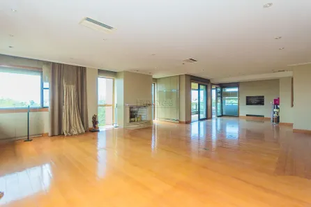 Apartamento com 3 Quartos à venda, 248m² no Passo da Areia, Porto Alegre