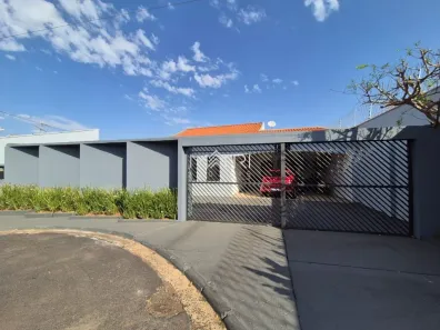 Casa com 3 Quartos à venda, 208m² no Jardim Botânico, Araraquara