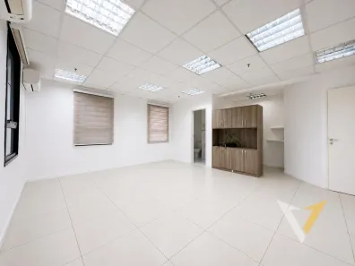 Sala Comercial para alugar, 80m² no Jardim Ana Maria, Jundiaí