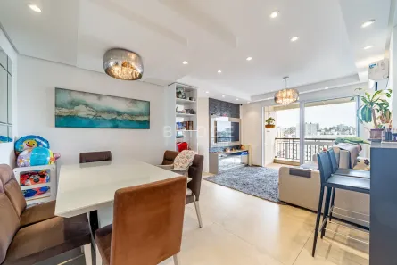Apartamento com 2 Quartos à venda, 81m² no Passo da Areia, Porto Alegre