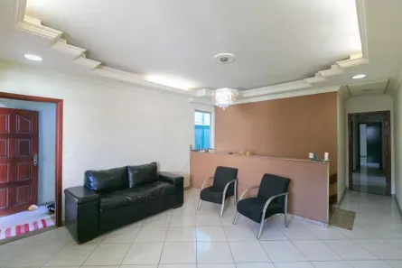 Casa com 4 Quartos à venda, 172m² no Copacabana, Belo Horizonte