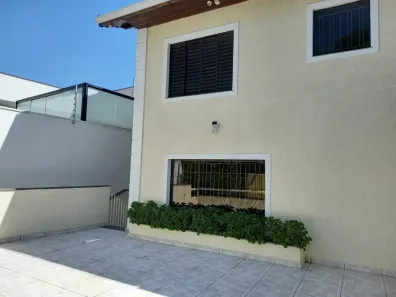 Sobrado com 3 Quartos à venda, 200m² no Jardim Leonor Mendes de Barros, São Paulo