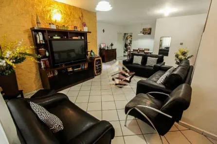 Sobrado com 4 Quartos à venda, 273m² no Jardim Santa Mena, Guarulhos