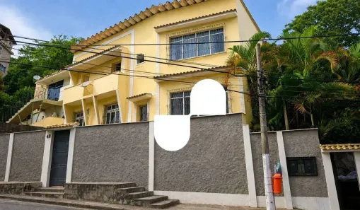 Casa com 3 Quartos à venda, 360m² no Santa Rosa, Niterói