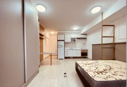 Apartamento com 1 Quarto para alugar, 33m² no Centro, Curitiba