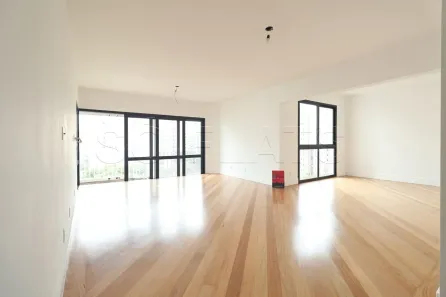 Apartamento com 3 Quartos à venda, 180m² no Moema, São Paulo