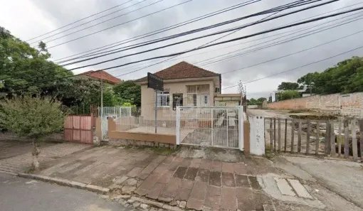 Casa com 8 Quartos à venda, 201m² no Teresópolis, Porto Alegre