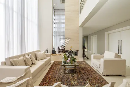 Casa com 5 Quartos à venda, 590m² no Butiatuvinha, Curitiba