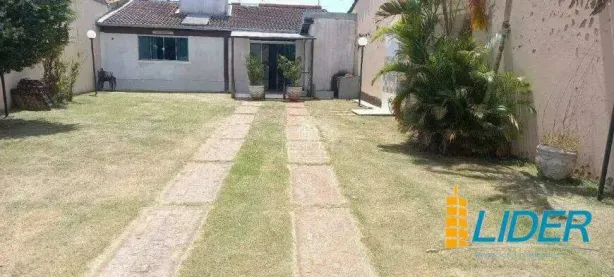 Casa com 1 Quarto à venda, 70m² no Cidade Jardim, Uberlândia