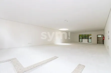Ponto Comercial para alugar, 214m² no Centro, Curitiba