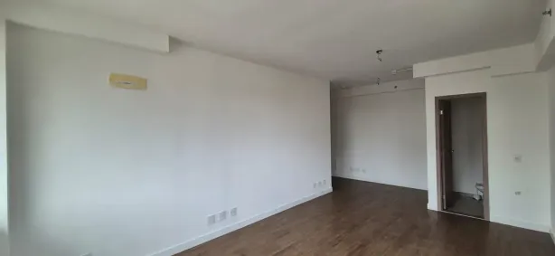 Sala Comercial à venda, 32m² no Jardim São Dimas, São José dos Campos