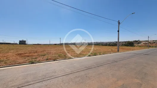 Lote/Terreno à venda, 211m² no Polo Empresarial Goiás, Aparecida de Goiânia
