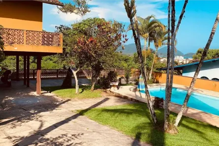 Casa com 4 Quartos à venda, 280m² no Pedreira, Ubatuba
