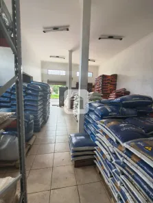 Ponto Comercial à venda, 300m² no Santa Rosa, Uberlândia