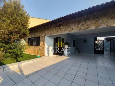 Casa com 3 Quartos à venda, 300m² no Independência, São Bernardo do Campo