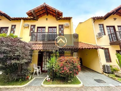 Casa de Condomínio com 3 Quartos à venda, 130m² no Itaipu, Niterói