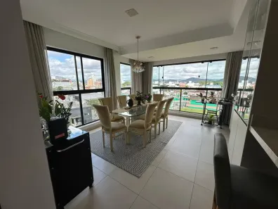 Apartamento com 3 Quartos à venda, 90m² no Centro, Camboriú