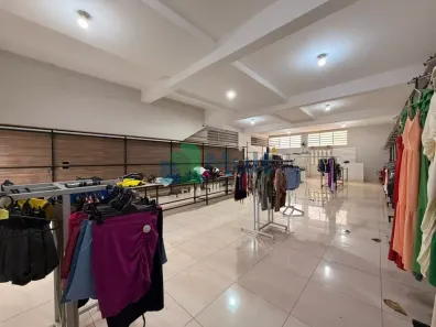 Imóvel Comercial para alugar, 220m² no Ipiranga, Ribeirão Preto