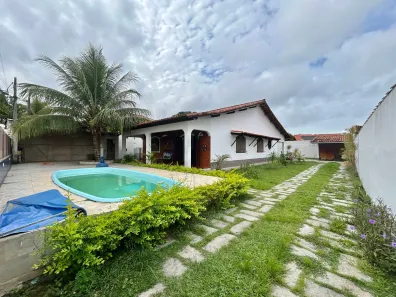 Casa com 4 Quartos à venda, 131m² no Coqueiral, Araruama