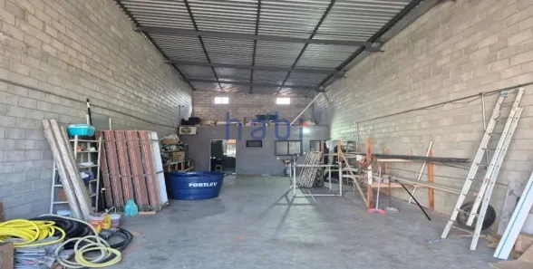 Galpão/Depósito/Armazém à venda, 130m² no Jardim São Guilherme, Sorocaba