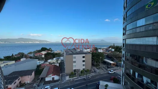 Apartamento com 3 Quartos à venda, 110m² no Coqueiros, Florianópolis