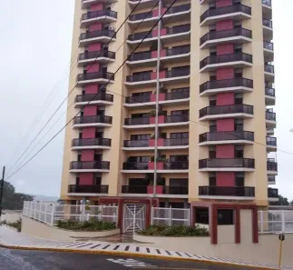 Apartamento com 3 Quartos para alugar, 120m² no Centro, Marília