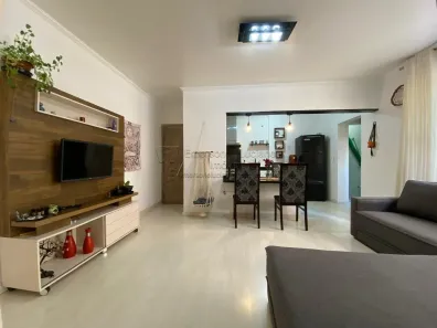 Apartamento com 2 Quartos à venda, 65m² no Trindade, Florianópolis