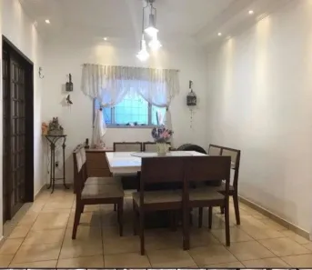 Casa com 3 Quartos à venda, 223m² no Parque Cidade Jardim, Jundiaí