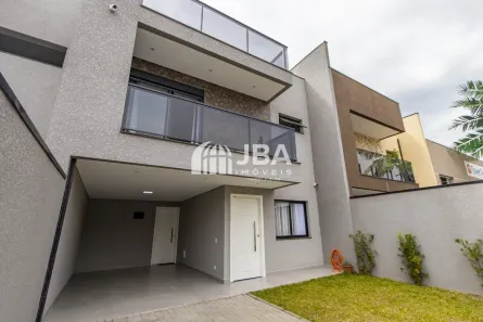 Sobrado com 3 Quartos à venda, 175m² no Centro, Pinhais