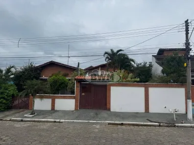 Casa com 7 Quartos à venda, 430m² no Parque Balneario Oasis, Peruíbe